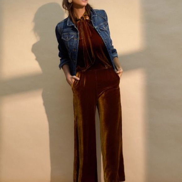 NWT Anthropologie Kristinit Velvet Jumpsuit, size small - Picture 4 of 8